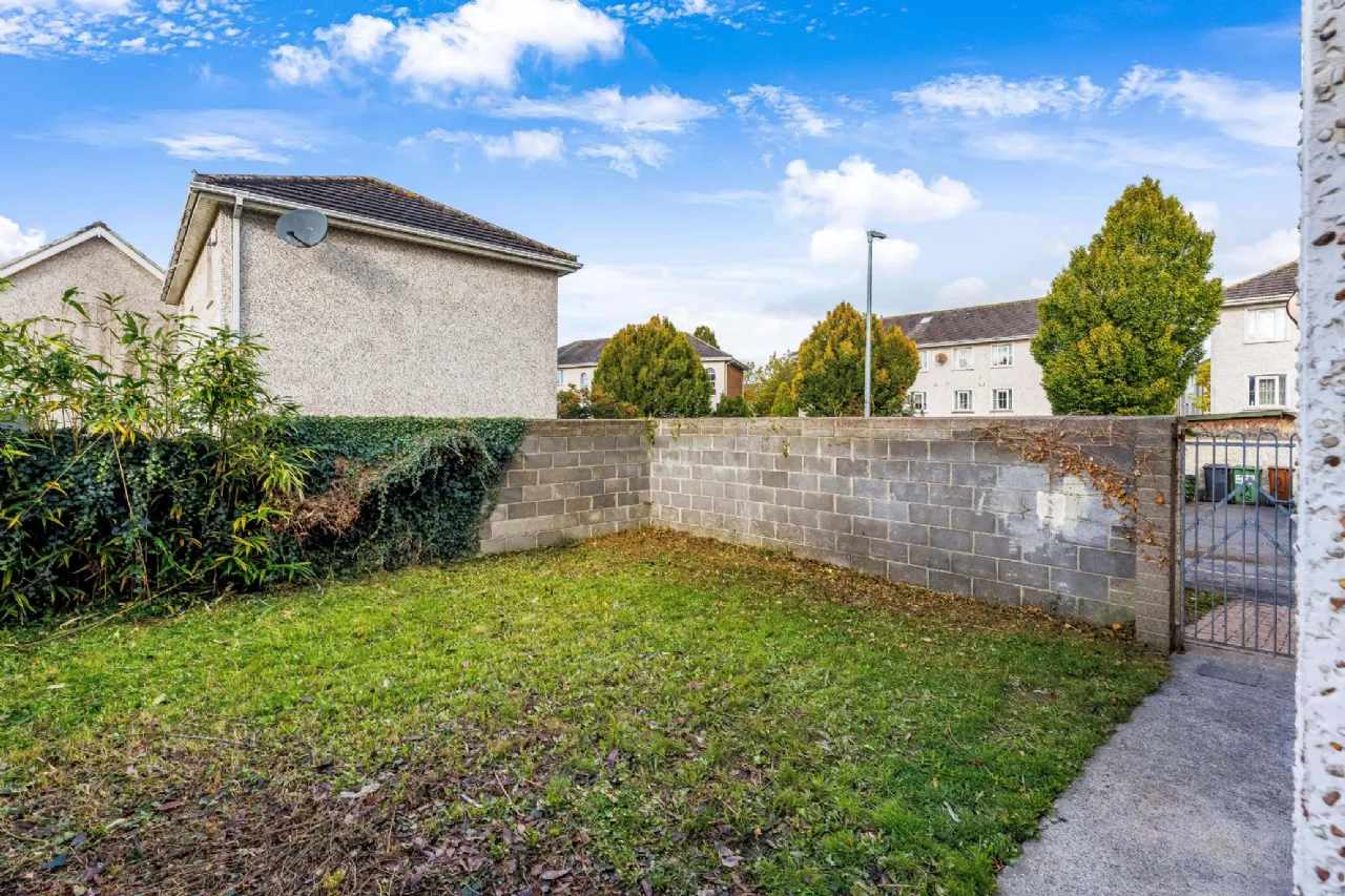Photo of 33 Bishops Orchard, Tyrrelstown, Dublin 15, D15 V0P6