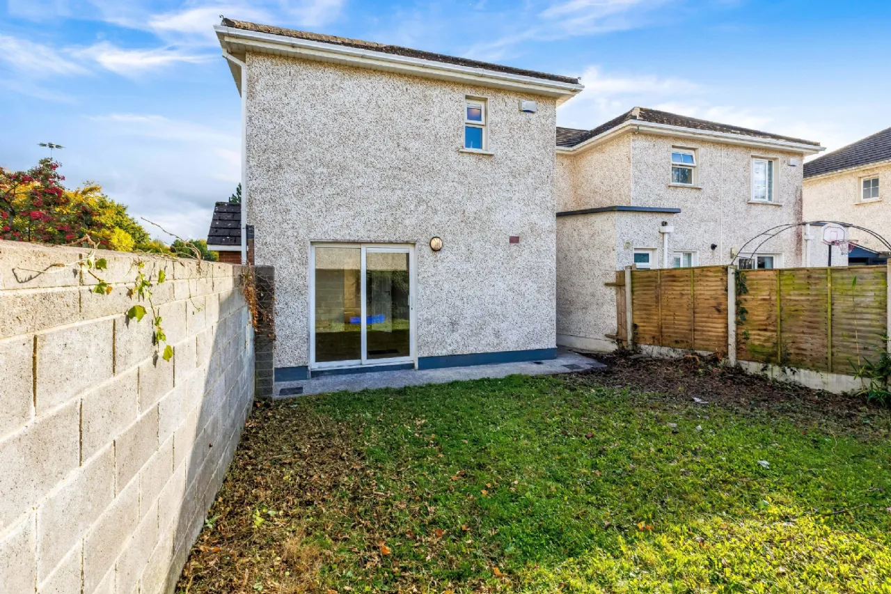 Photo of 33 Bishops Orchard, Tyrrelstown, Dublin 15, D15 V0P6