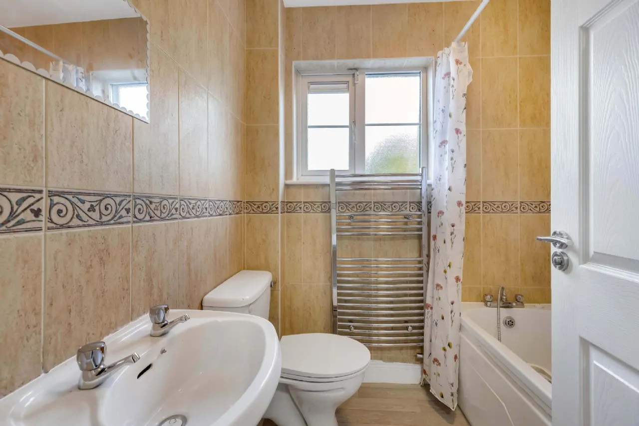 Photo of 33 Bishops Orchard, Tyrrelstown, Dublin 15, D15 V0P6