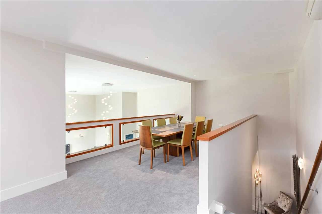Photo of 28 The Ramparts, Cabinteely, Dublin 18, D18 P953