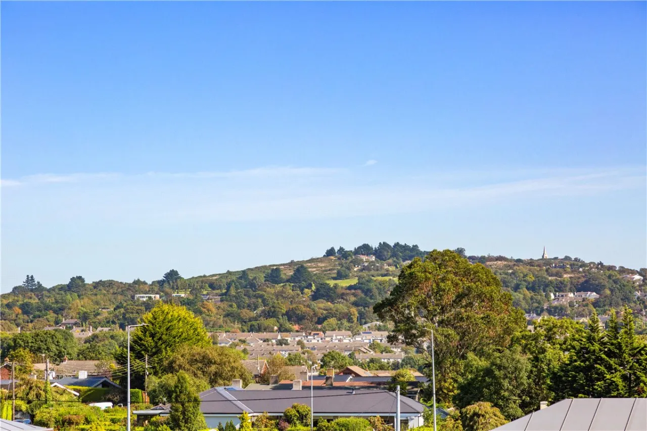 Photo of 28 The Ramparts, Cabinteely, Dublin 18, D18 P953