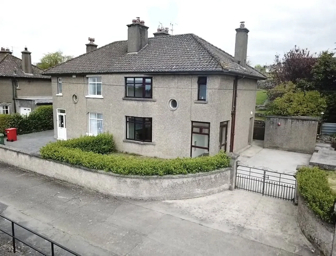 Photo of The Terrace, Ladyswell, Cashel, Co. Tipperary, E25X021
