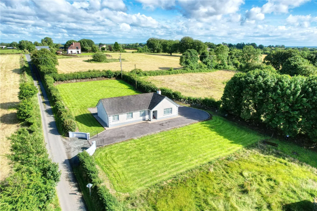 Photo of Cloonaugh, Drumlish, Co. Longford, N39TW02