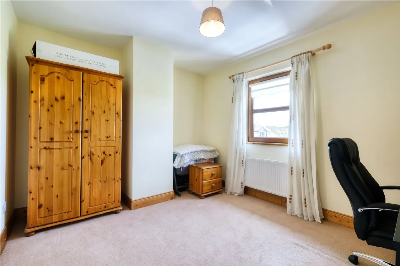 Photo of 9 Railway Court, Newtownforbes, Co. Longford, N39KR76