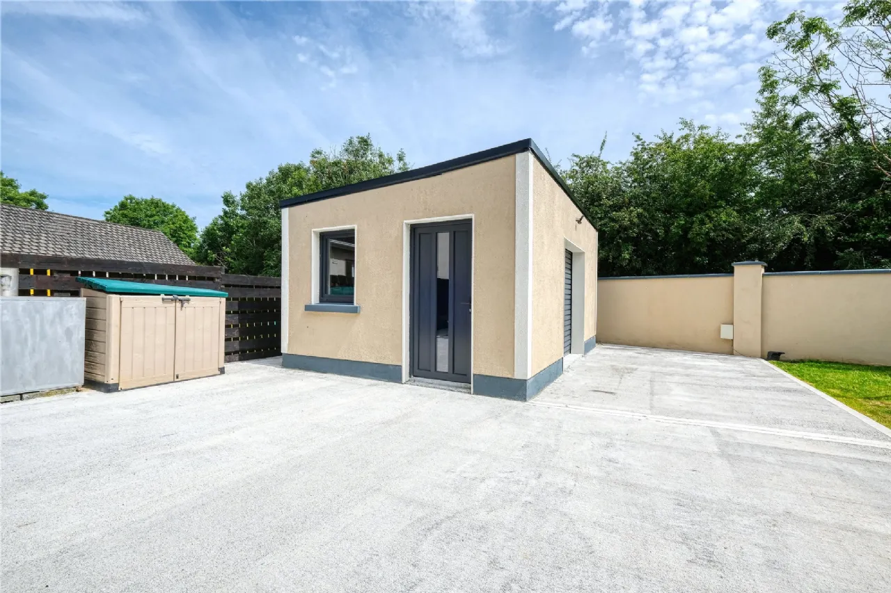 Photo of 9 Railway Court, Newtownforbes, Co. Longford, N39KR76