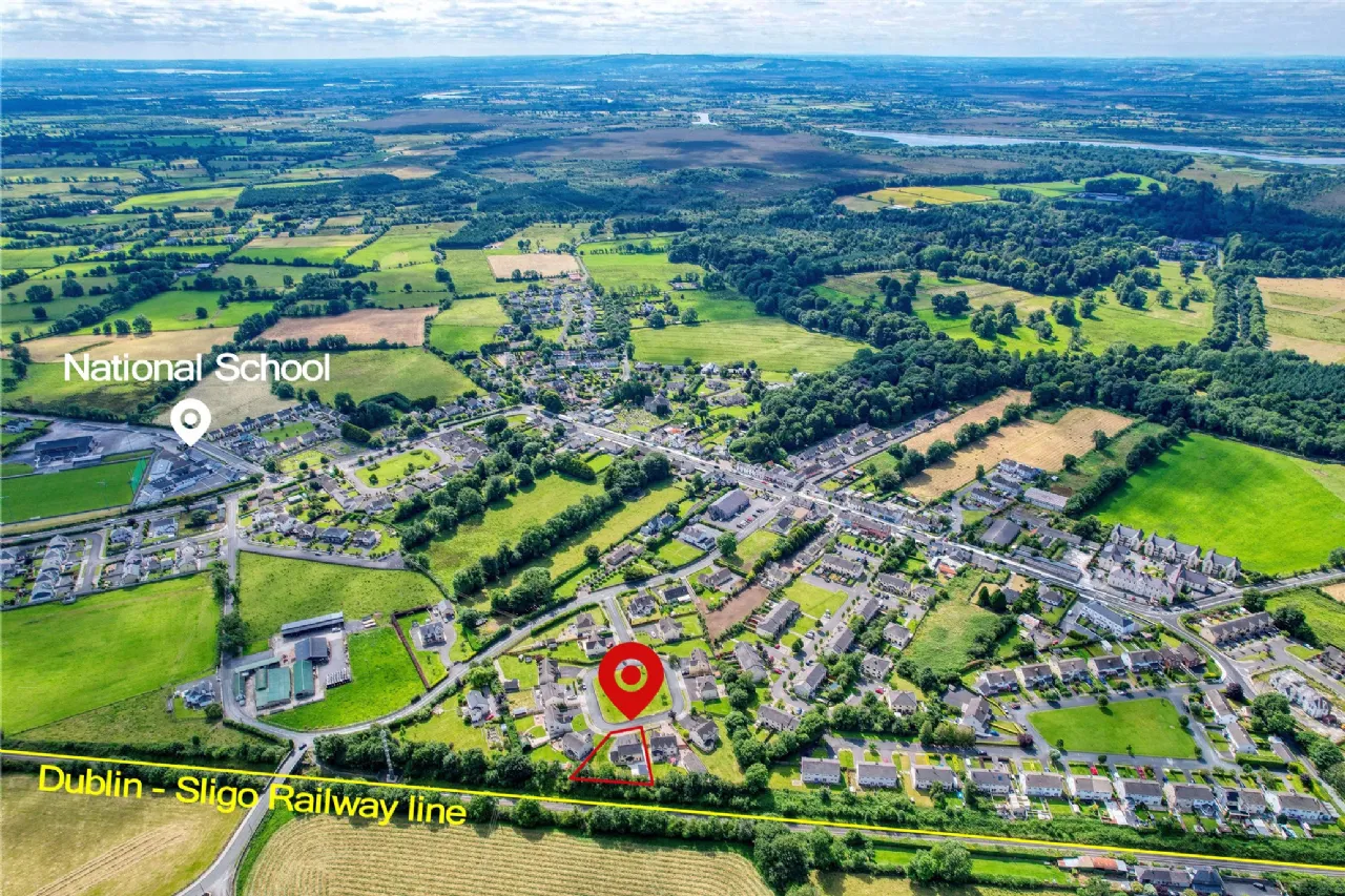 Photo of 9 Railway Court, Newtownforbes, Co. Longford, N39KR76