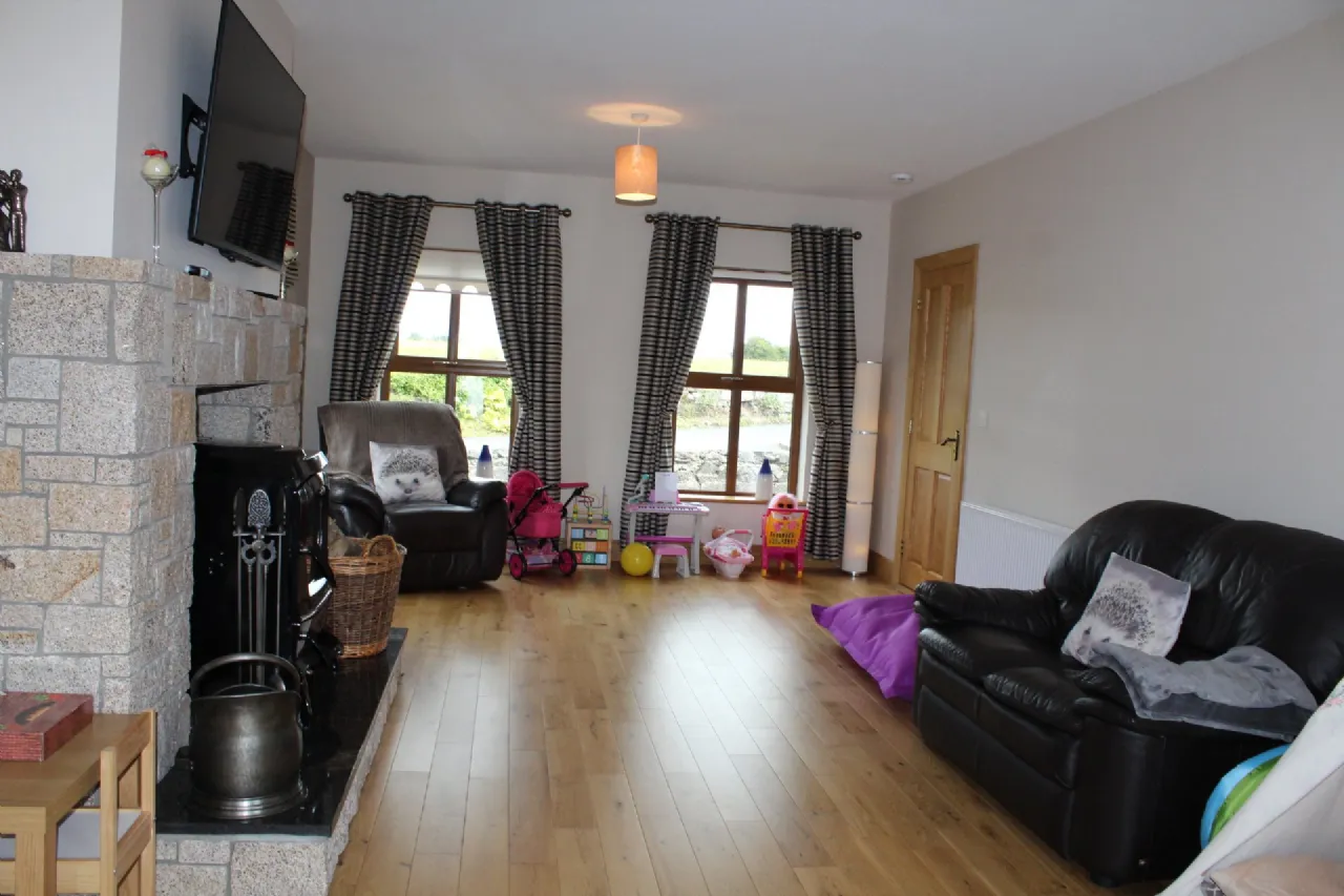 Photo of Royal Oak, Bagenalstown, Co. Carlow, R21P409