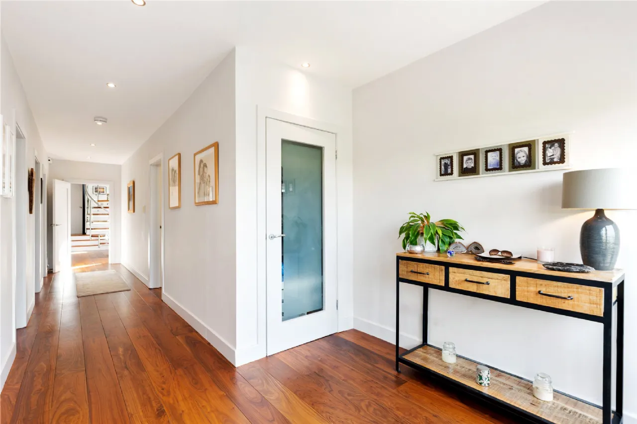 Photo of 18a Glenamuck Cottages, Carrickmines, Dublin 18, D18 E2X9