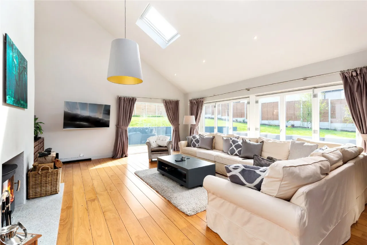 Photo of 18a Glenamuck Cottages, Carrickmines, Dublin 18, D18 E2X9