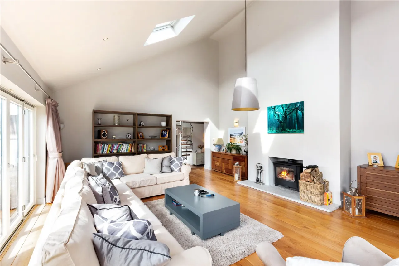 Photo of 18a Glenamuck Cottages, Carrickmines, Dublin 18, D18 E2X9