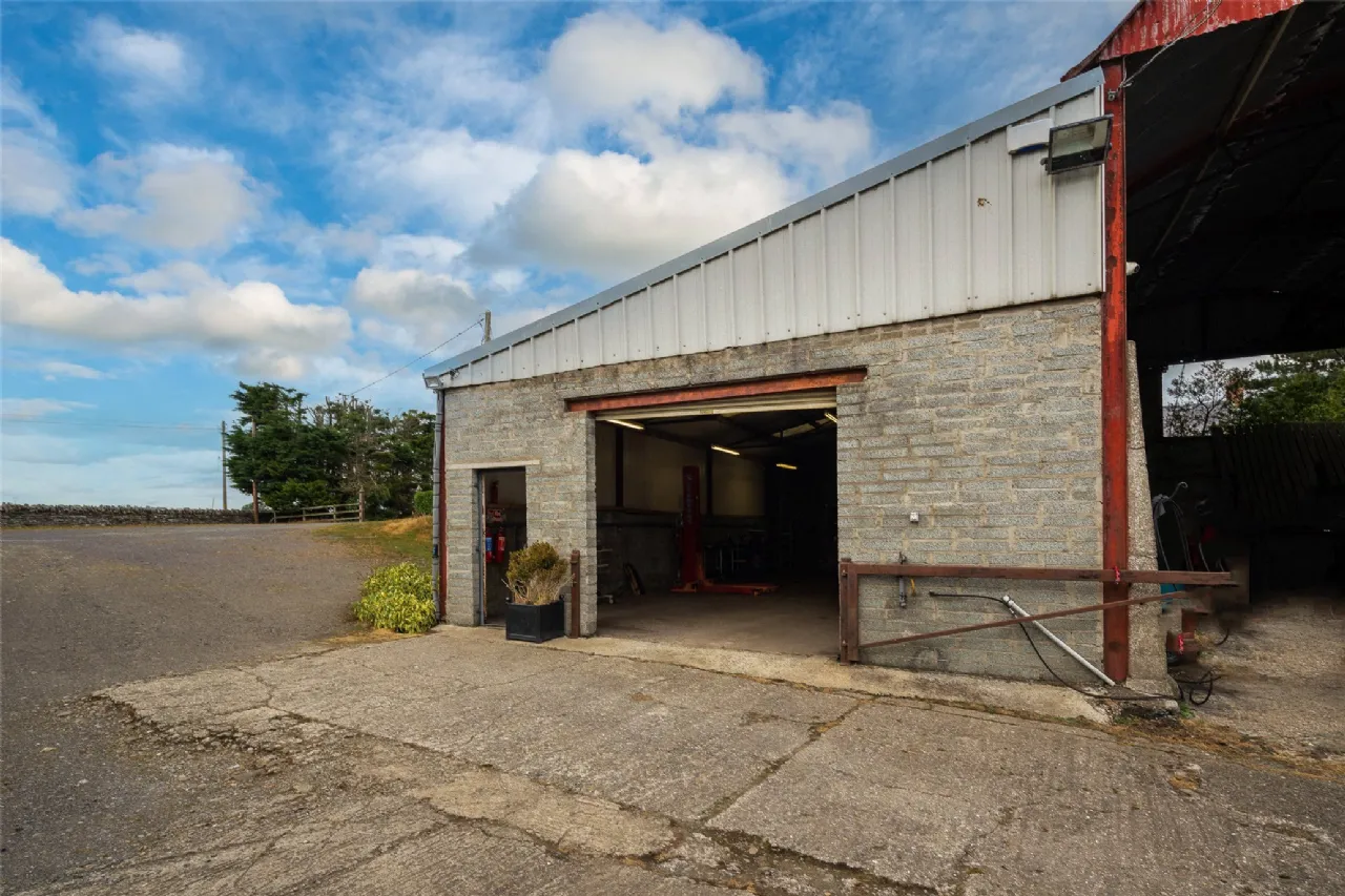 Photo of Marsh Farm Yard, Dublin Road, Mooretown, Dromiskin, Dundalk