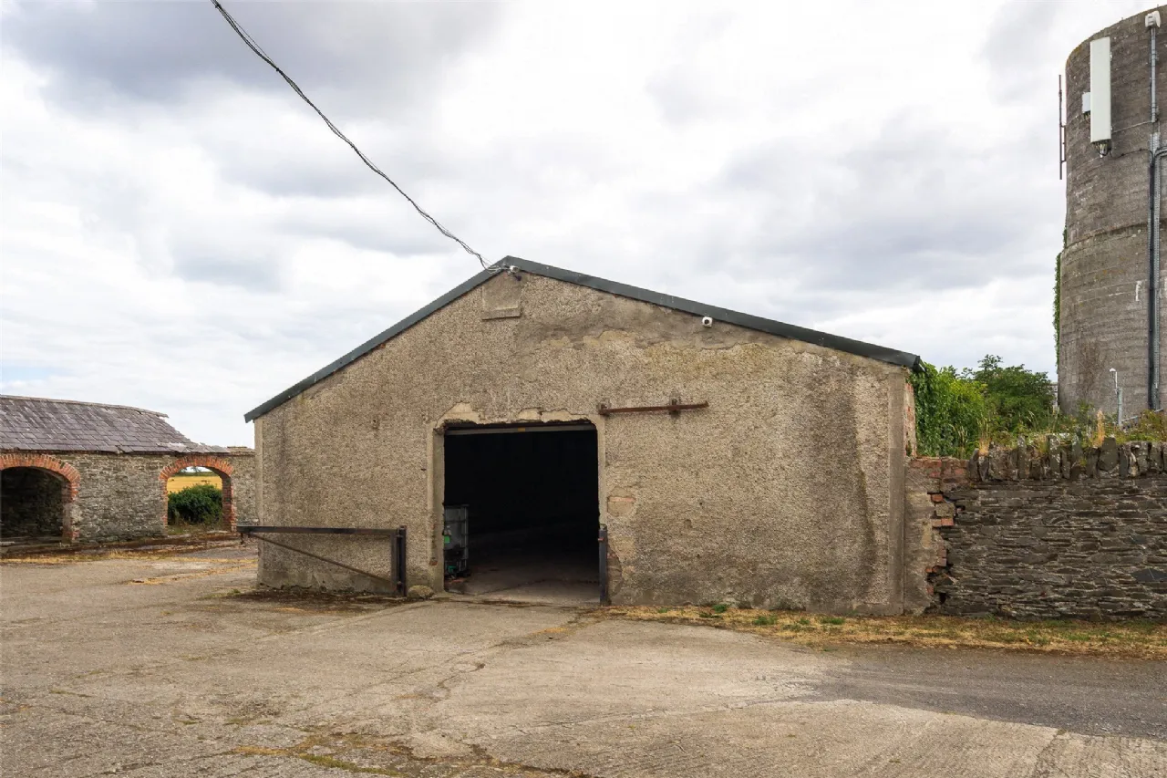 Photo of Marsh Farm Yard, Dublin Road, Mooretown, Dromiskin, Dundalk