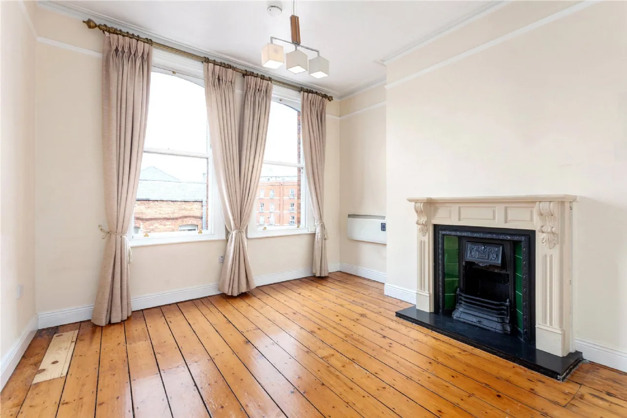 Photo of 2 Parnell Street, Dublin 1, D01XH58