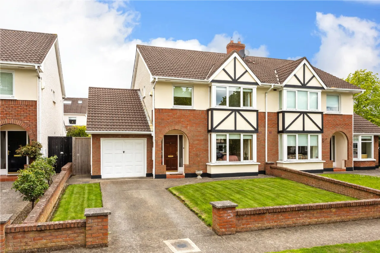 Photo of 4 Glencairn Place, The Gallops, Leopardstown, Dublin 18, D18 X9Y4