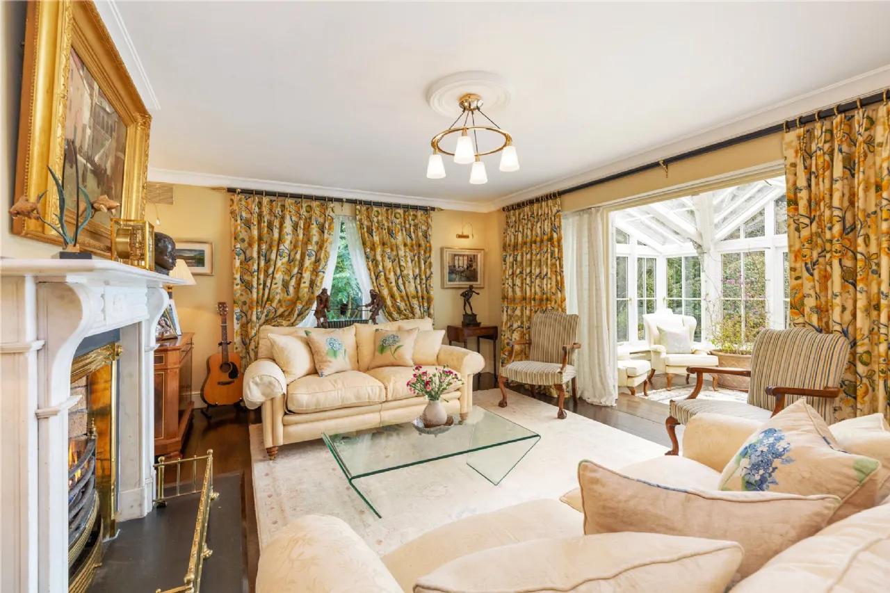 Photo of Inishowen, 7 The Birches, Torquay Road, Foxrock, Dublin 18, D18 R5C0