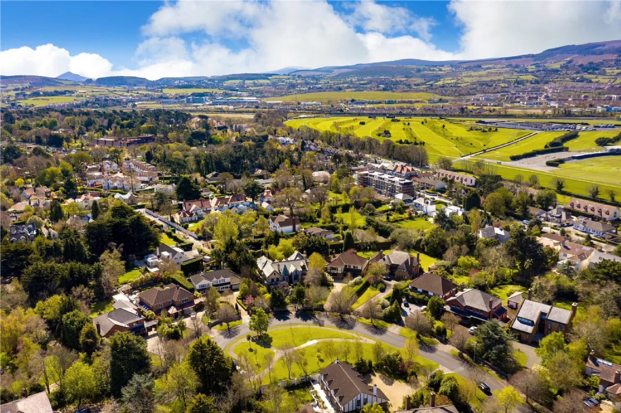 Photo of Inishowen, 7 The Birches, Torquay Road, Foxrock, Dublin 18, D18 R5C0