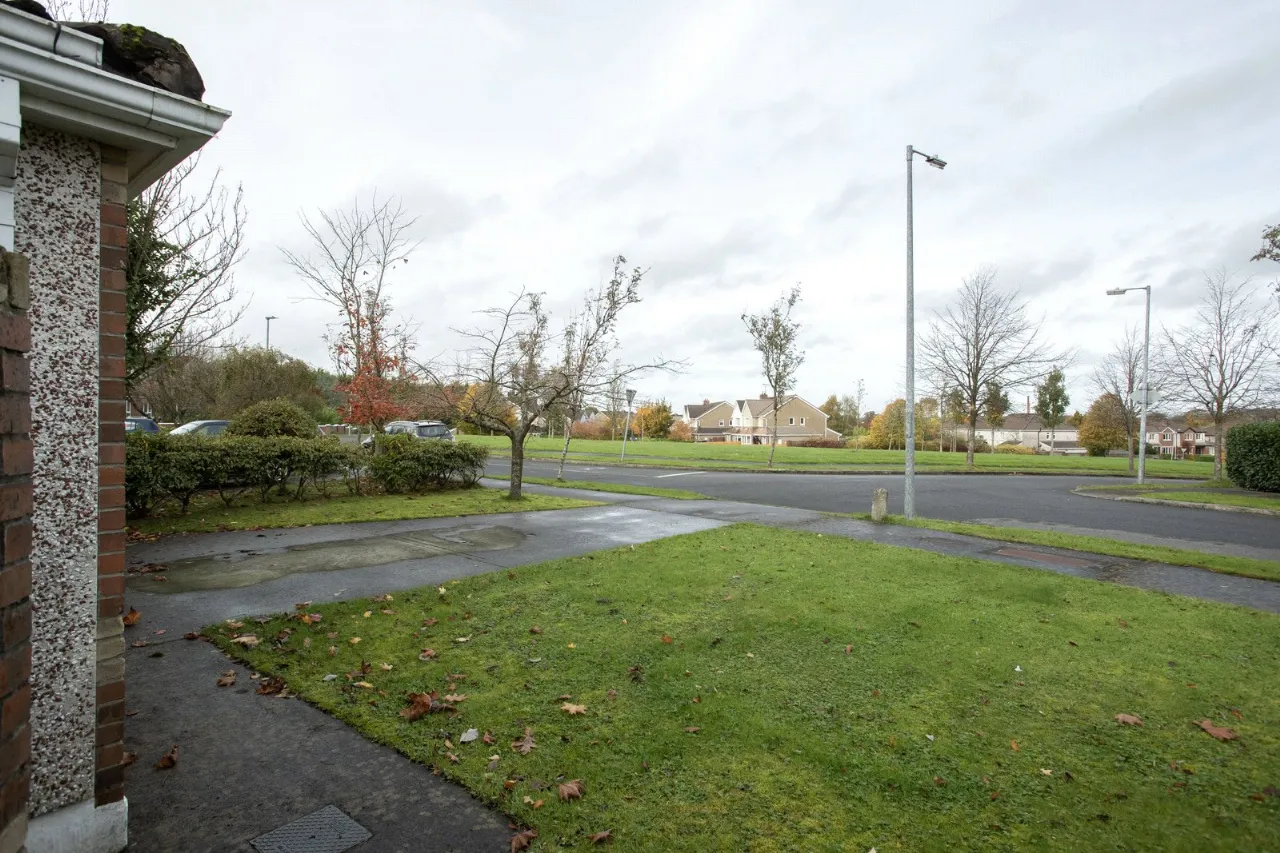 Photo of 32 The Crescent, Lakepoint, Mullingar, Co. Westmeath, N91 D5R3