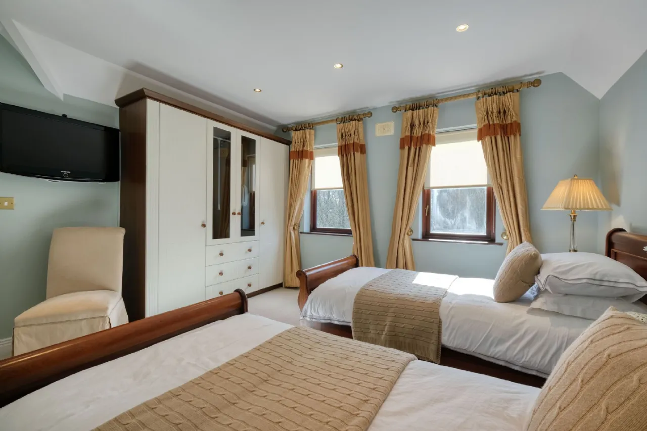 Photo of 8 Errew Drive, Lough Rinn, Mohill, Co. Leitrim, N41 VX88