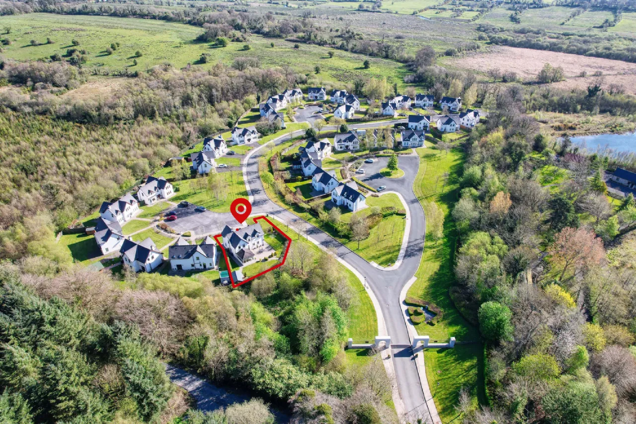 Photo of 8 Errew Drive, Lough Rinn, Mohill, Co. Leitrim, N41 VX88