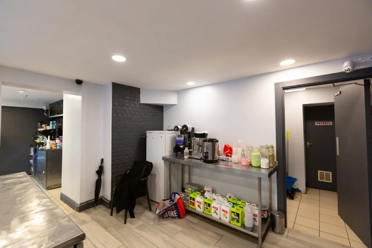 Photo of 21-22 Broad Street, Waterford City, X91 K586