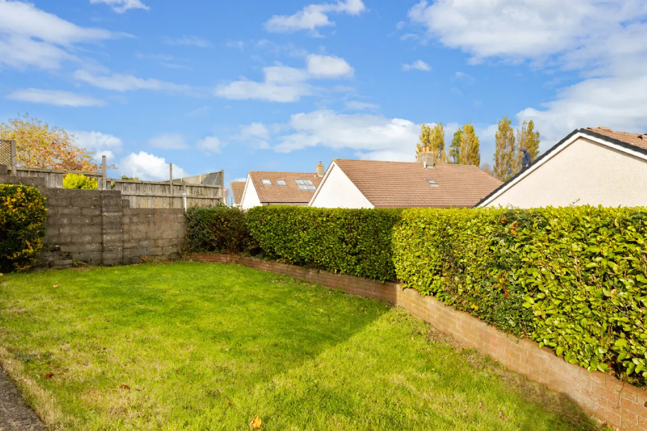 Photo of 28 Cabinteely Crescent, Cabinteely, Dublin 18, D18YH24