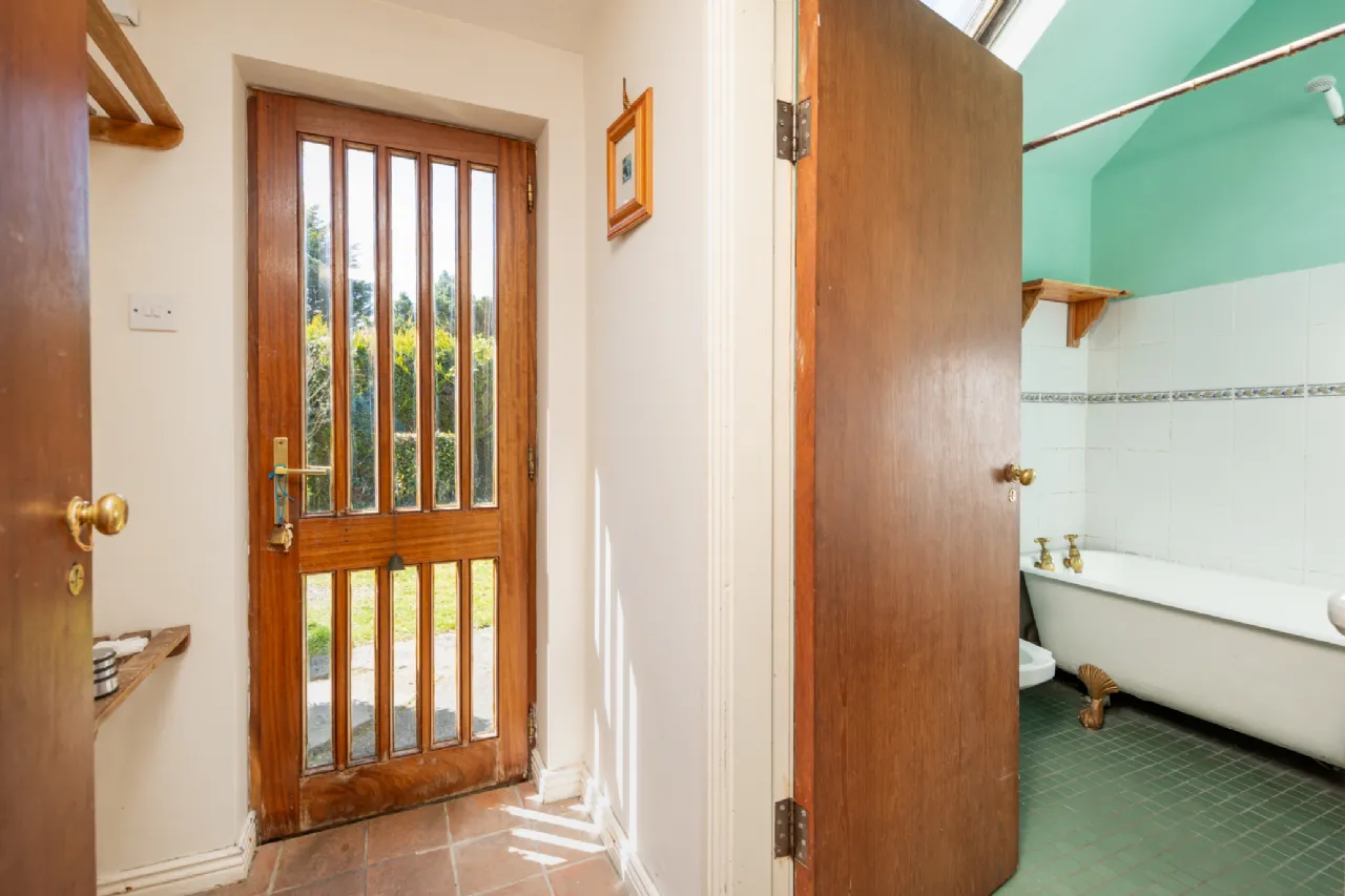 Photo of Estate Cottage, Ballyfinogue, Killinick, Co Wexford, Y35 WY64