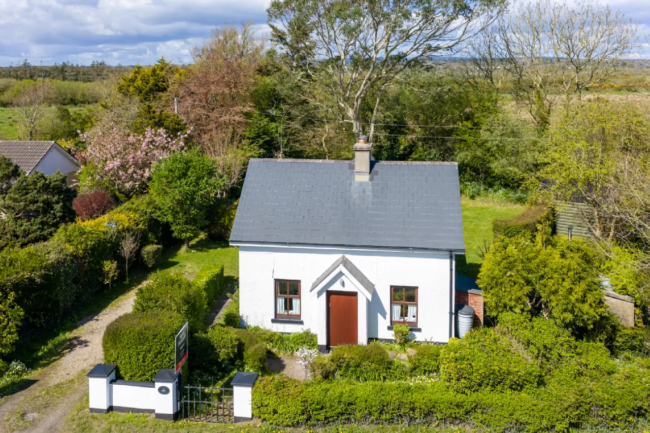 Photo of Estate Cottage, Ballyfinogue, Killinick, Co Wexford, Y35 WY64