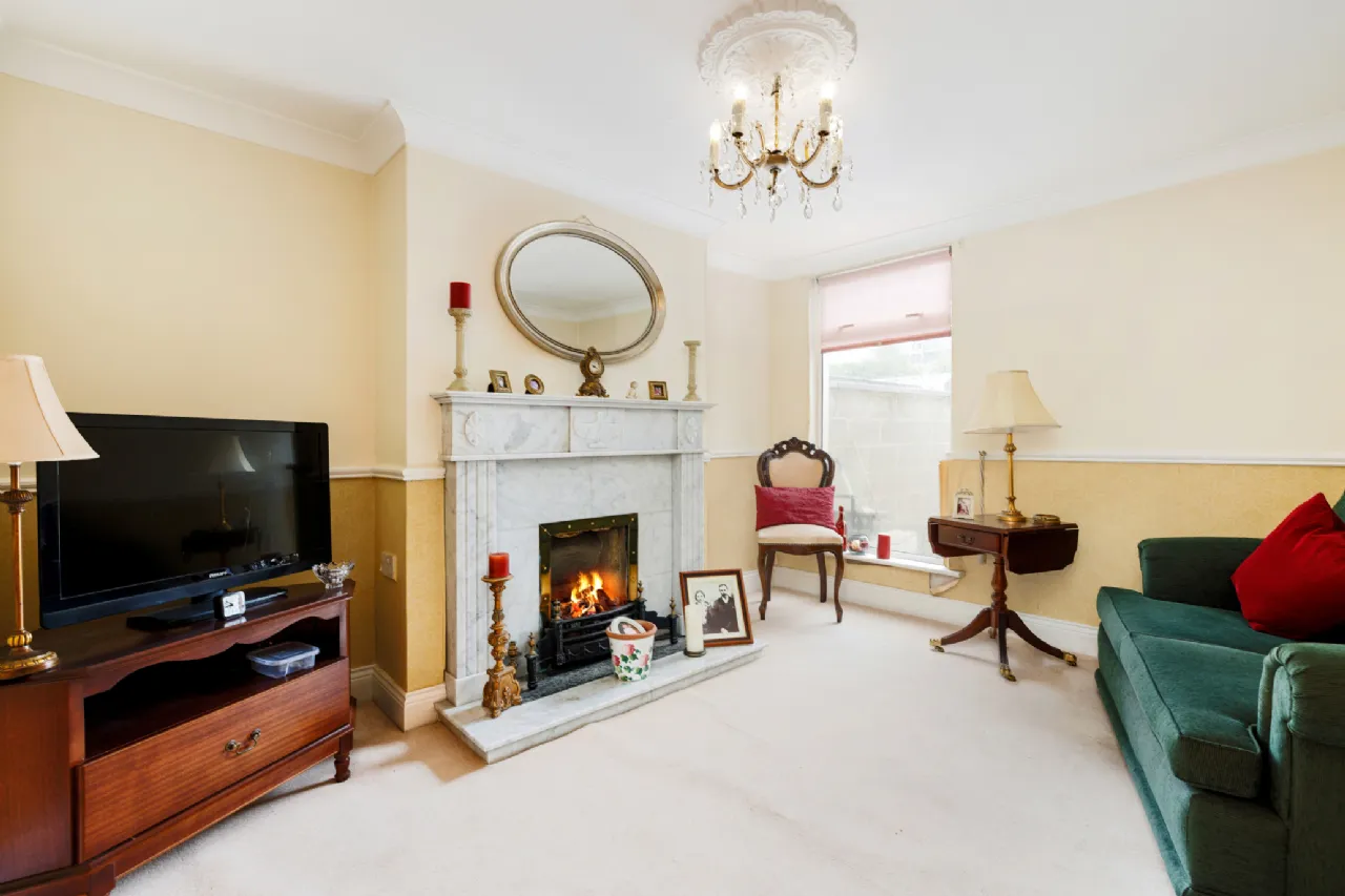 Photo of 1 Barrow Street, Off Grand Canal Street, Dublin 4, D04 R8X0