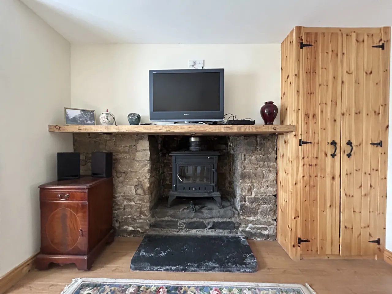Photo of Tudor Lodge, Knocknavar, Cappawhite, Co Tipperary, E34FD96