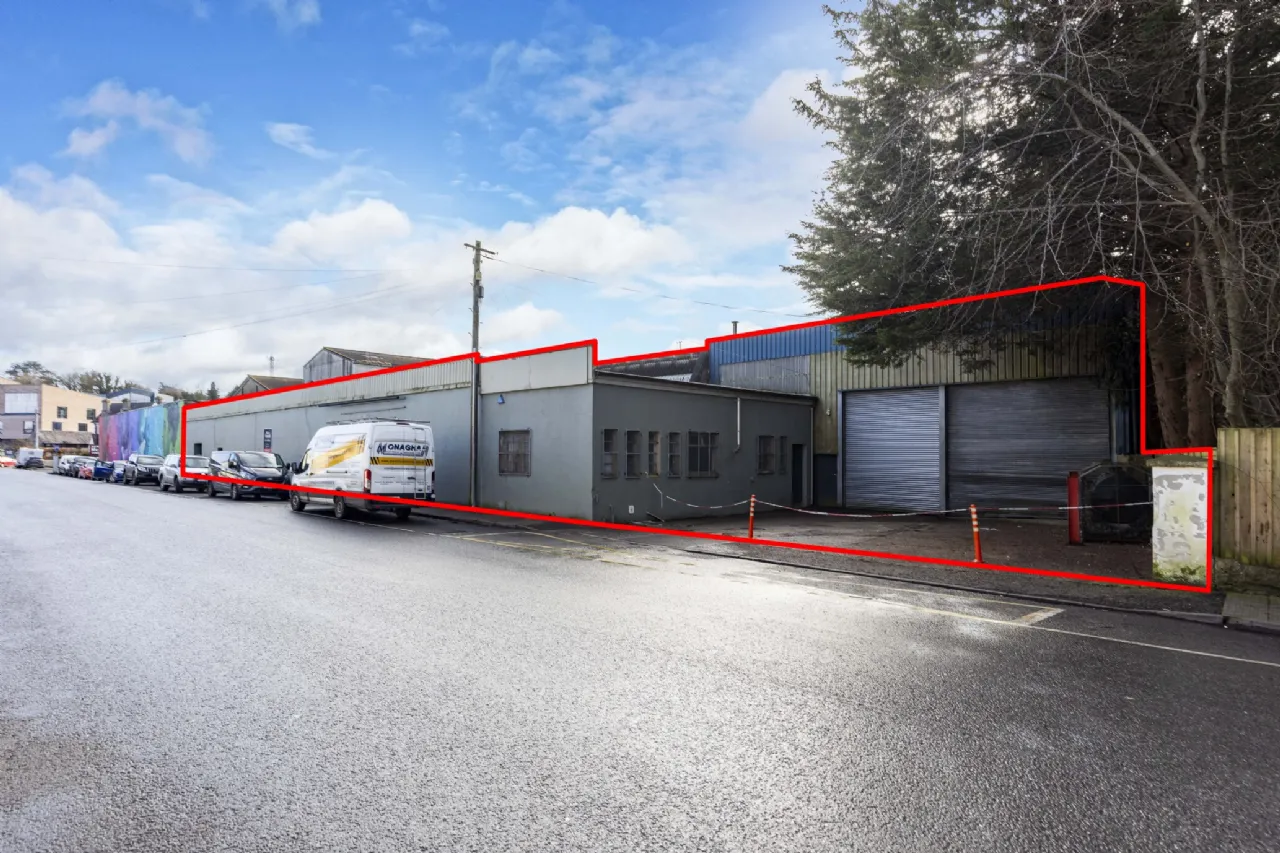 Photo of Commercial Warehouse, Swan Park,, North Rd,, Monaghan., H18 YD73