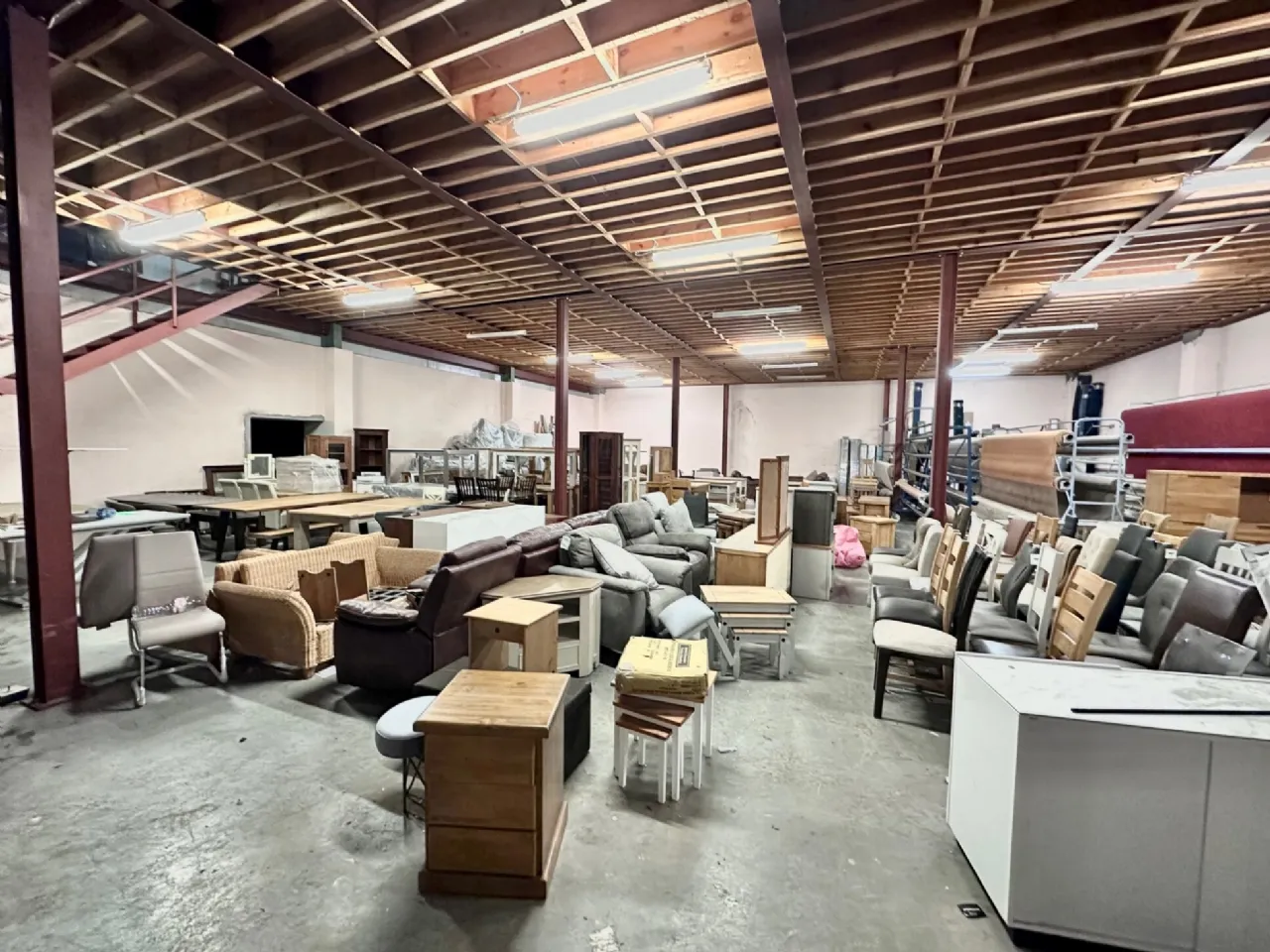 Photo of Commercial Warehouse, Swan Park,, North Rd,, Monaghan., H18 YD73