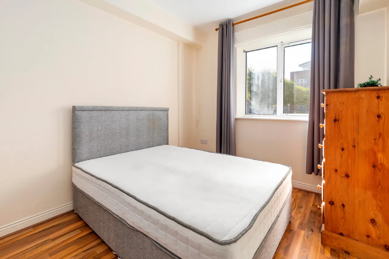 Photo of 8 The Waterside, Charlotte Quay, Dublin 4, D04 DW25