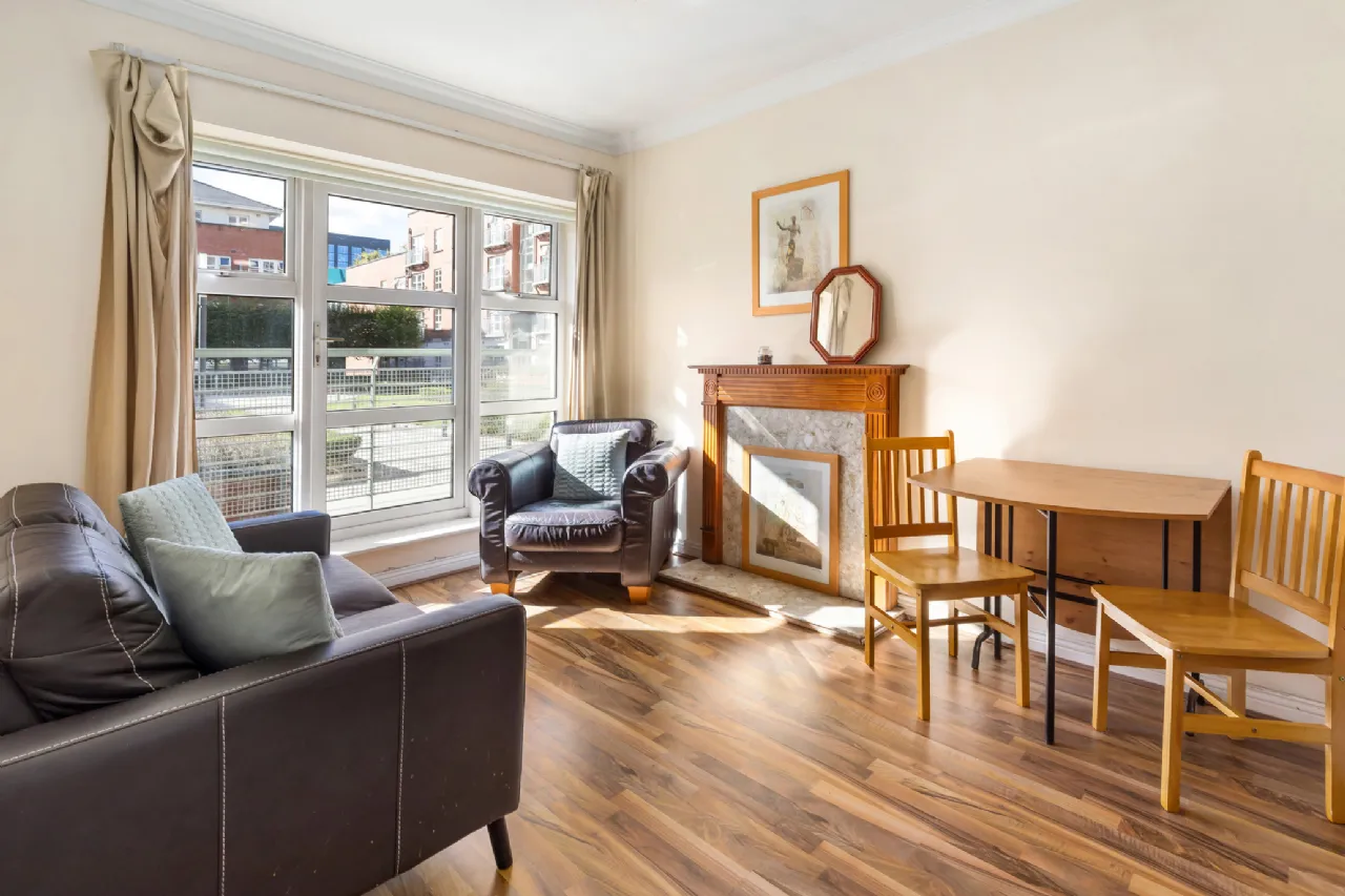 Photo of 8 The Waterside, Charlotte Quay, Dublin 4, D04 DW25