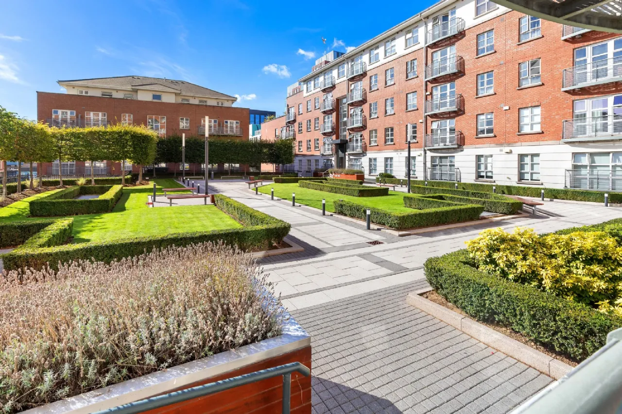 Photo of 8 The Waterside, Charlotte Quay, Dublin 4, D04 DW25