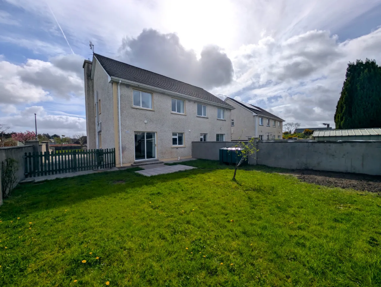Photo of 25 Sarsfield Manor, Charlestown, Co Mayo, F12KV96