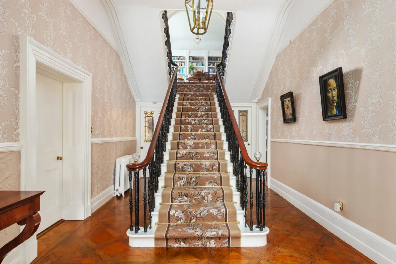 Photo of Sunville House, North Circular Road, Limerick, V94 X59H