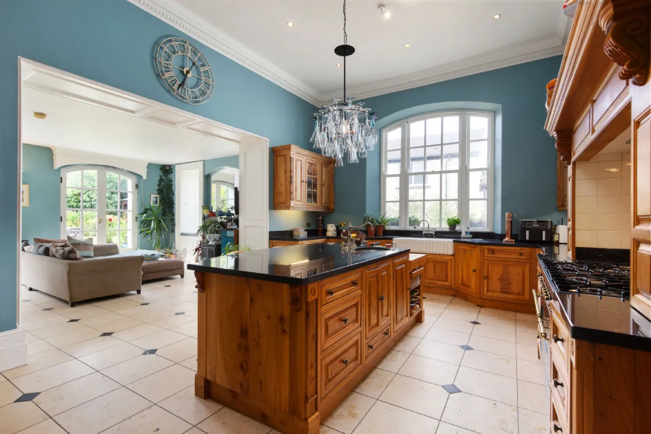Photo of Sunville House, North Circular Road, Limerick, V94 X59H
