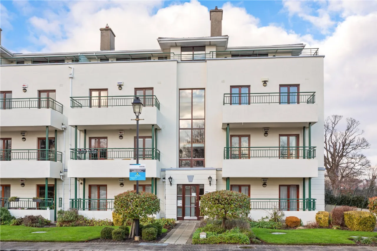 Photo of 2 Carysfort Hall, Carysfort Avenue, Blackrock, Co.Dublin, A94 HW24