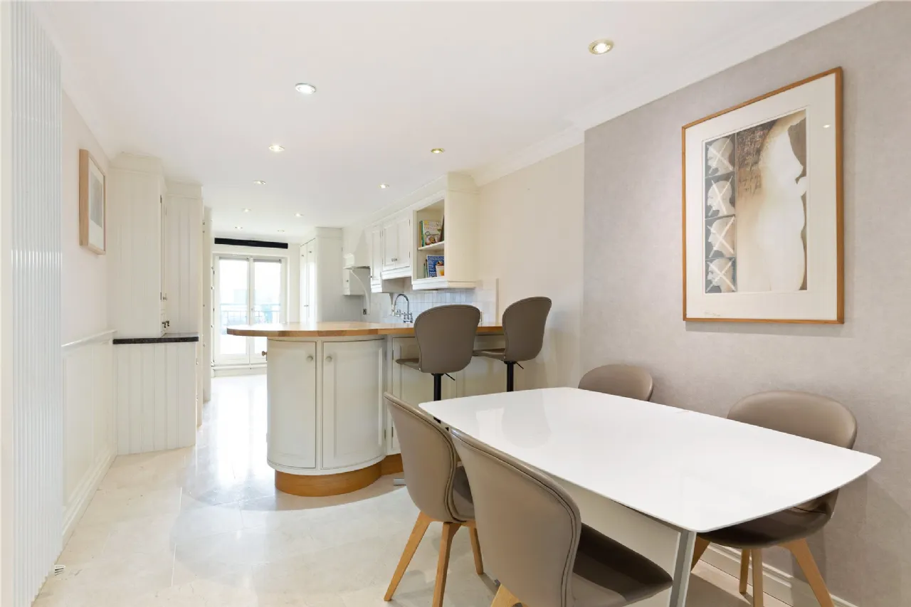 Photo of 2 Carysfort Hall, Carysfort Avenue, Blackrock, Co.Dublin, A94 HW24