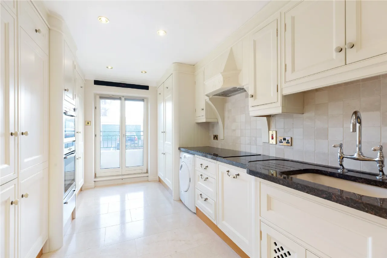 Photo of 2 Carysfort Hall, Carysfort Avenue, Blackrock, Co.Dublin, A94 HW24