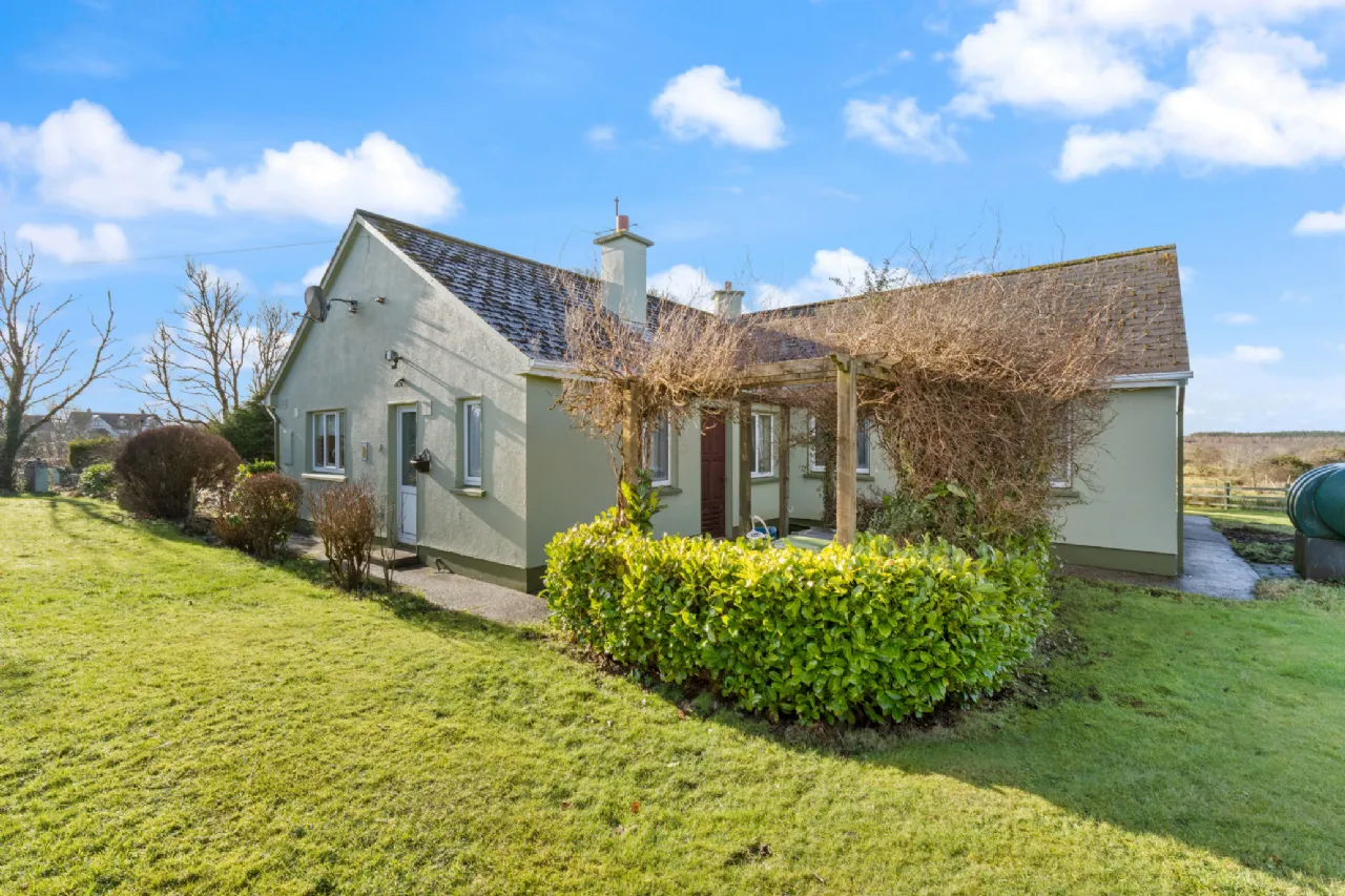 Photo of The Three Jays, Sonnagh, Charlestown, Co. Mayo, F12C970