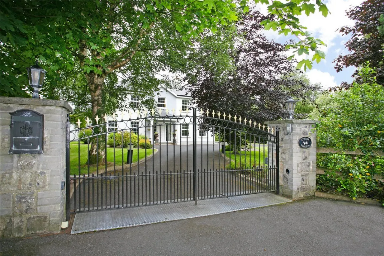 Photo of Rockmount House, Kilrush Road, Ennis, Co. Clare, V95 R81V
