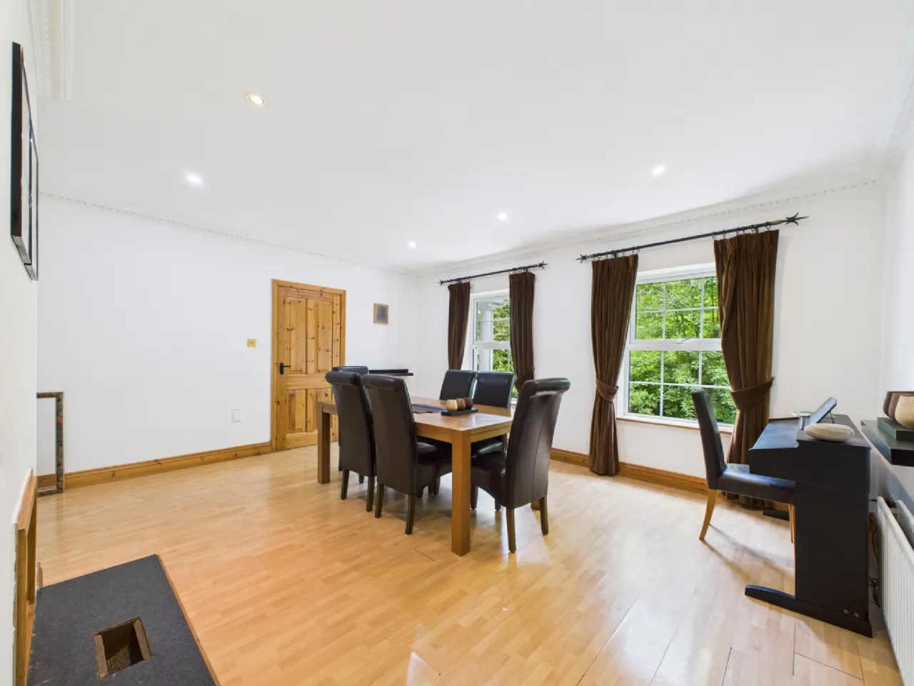 Photo of Rockmount House, Kilrush Road, Ennis, Co. Clare, V95 R81V