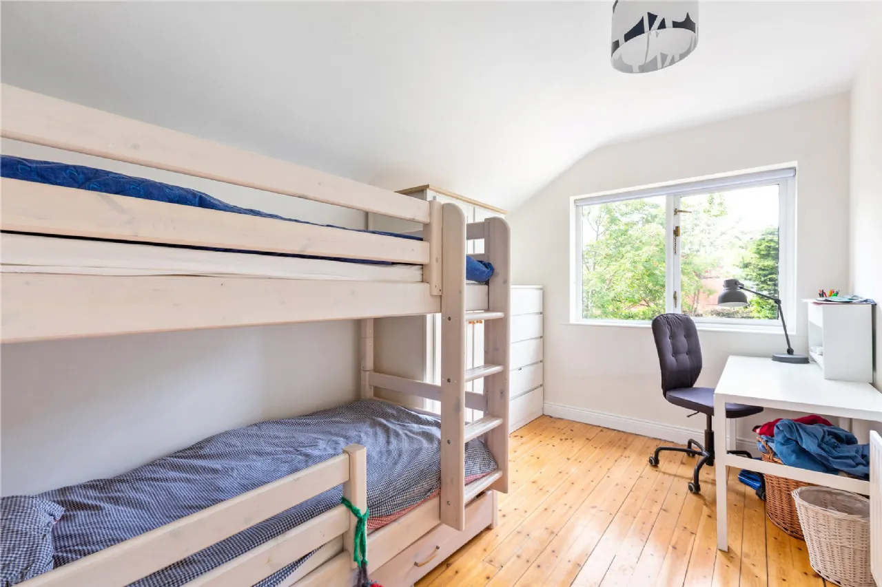 Photo of 41b Carysfort Avenue, Blackrock, Co. Dublin, A94 EY63