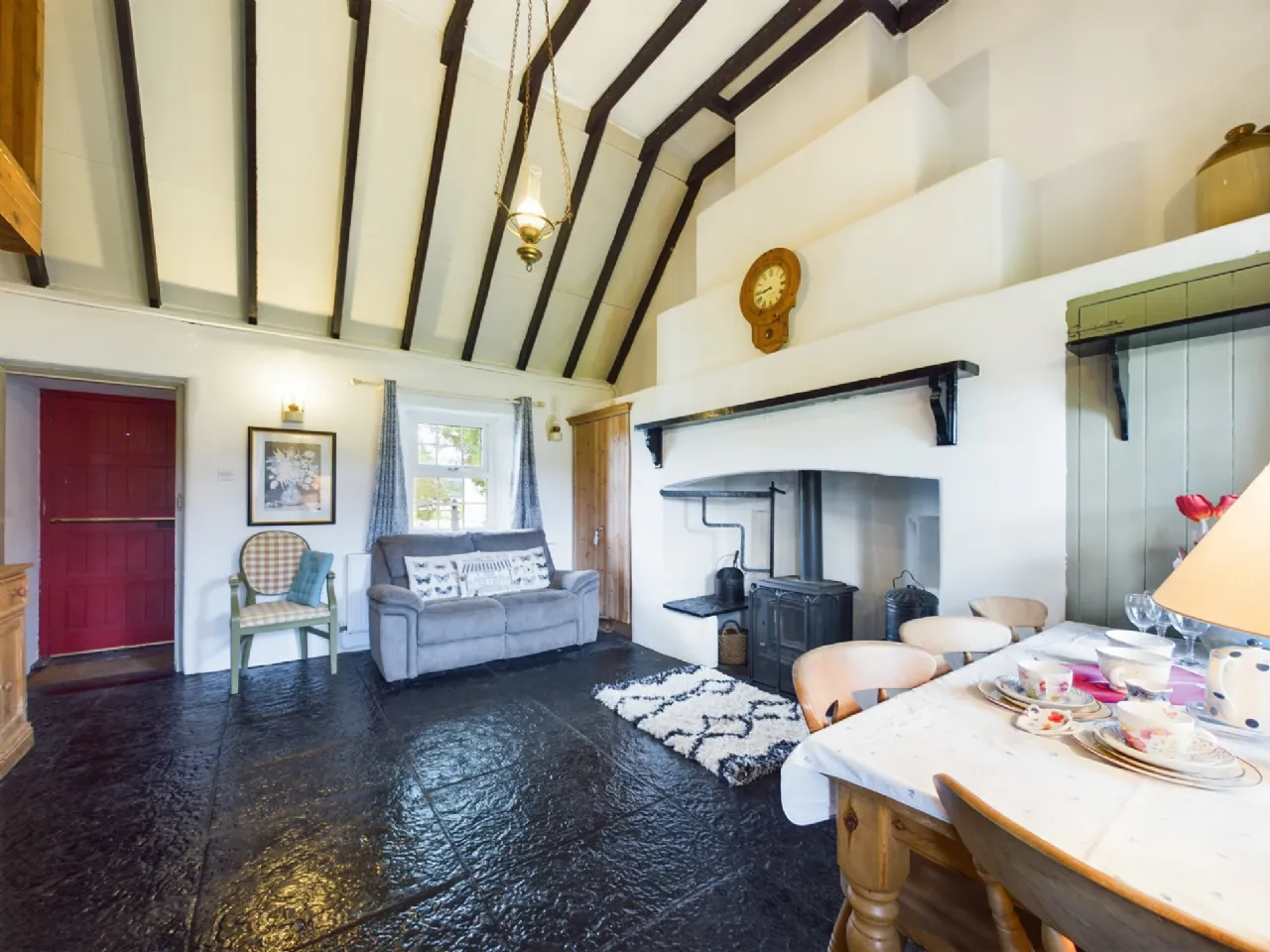 Photo of 1 Holycross Cottages, Holycross, Thurles, Co. Tipperary, E41 EV72