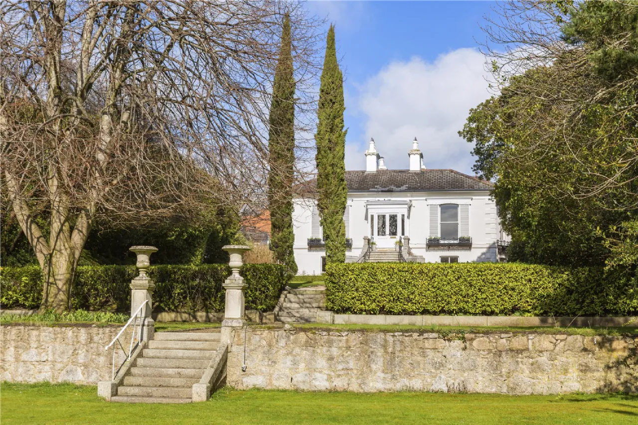 Photo of Innismaan, Queen's Park, Monkstown, Co. Dublin, A94 H4X0