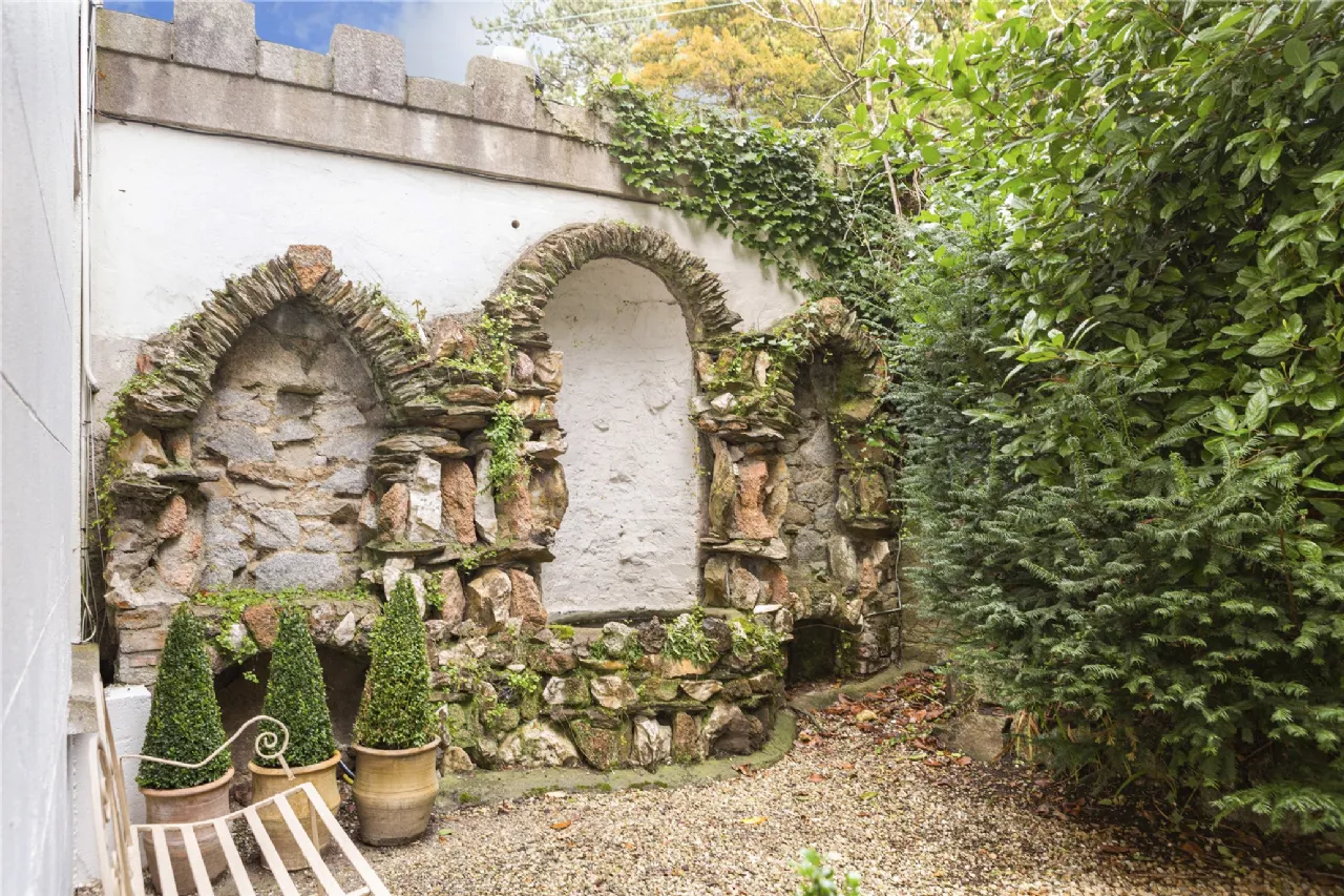 Photo of Innismaan, Queen's Park, Monkstown, Co. Dublin, A94 H4X0