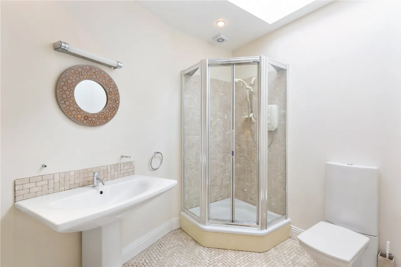 Photo of Innismaan, Queen's Park, Monkstown, Co. Dublin, A94 H4X0