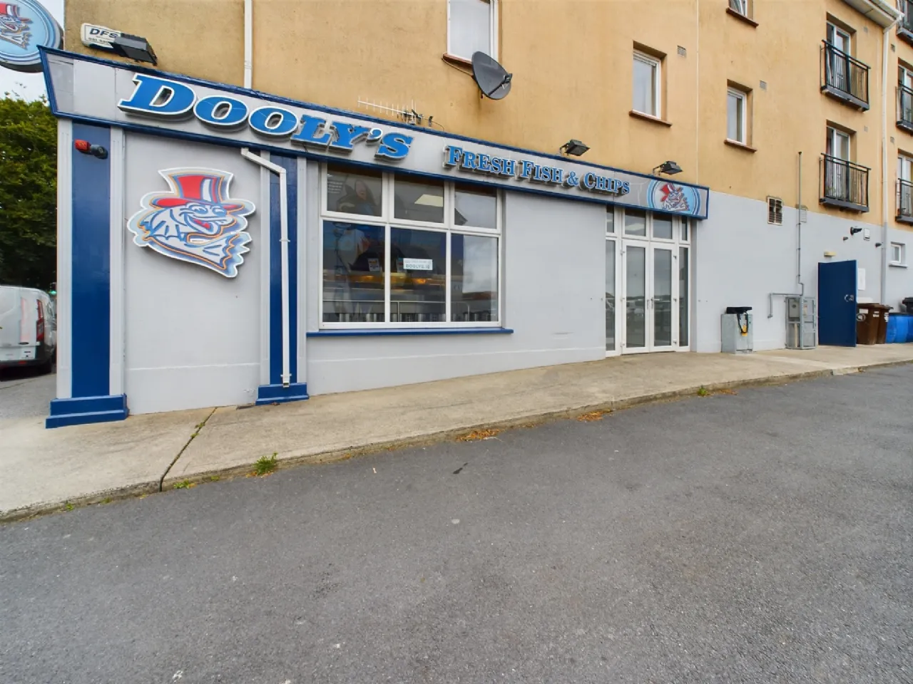 Photo of Doolys Fish And Chips, Park Road, Waterford, X91 W772