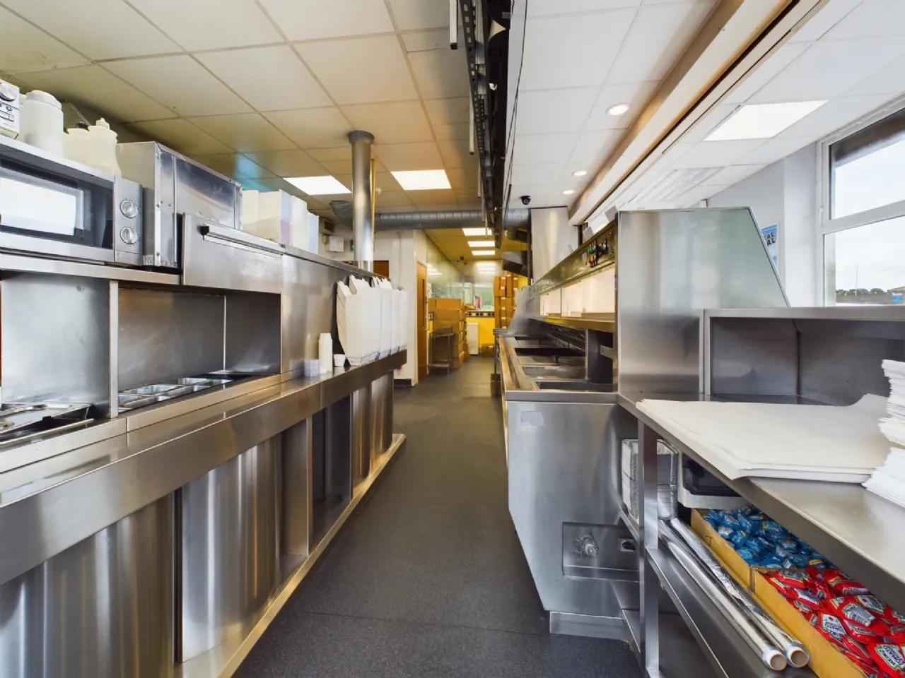 Photo of Doolys Fish And Chips, Park Road, Waterford, X91 W772